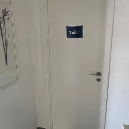 Grey For 2 People With Private Entrance *